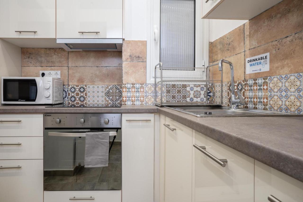 Black Pearl apt in Koukaki Athena Bagian luar foto