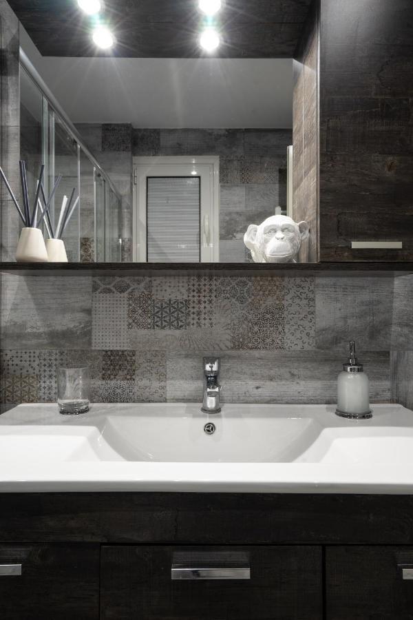 Black Pearl apt in Koukaki Athena Bagian luar foto