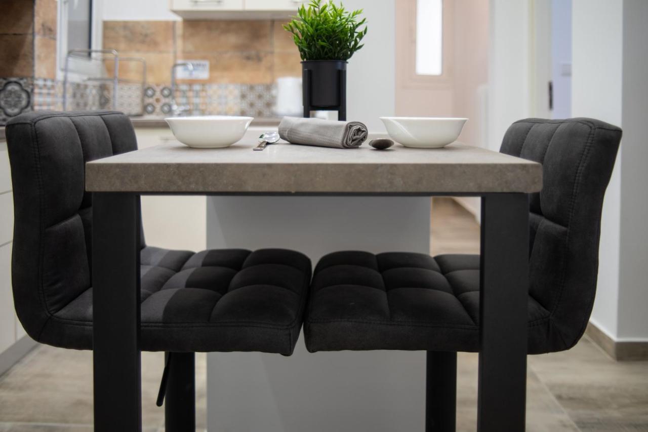 Black Pearl apt in Koukaki Athena Bagian luar foto