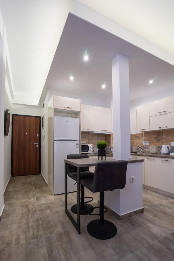 Black Pearl apt in Koukaki Athena Bagian luar foto